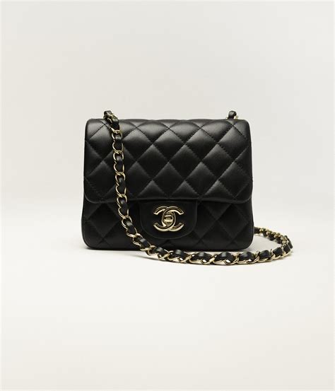 chanel mini coco 20cm 價錢|迷你經典包款, 小羊皮及金色金屬, 黑色 — 時裝 .